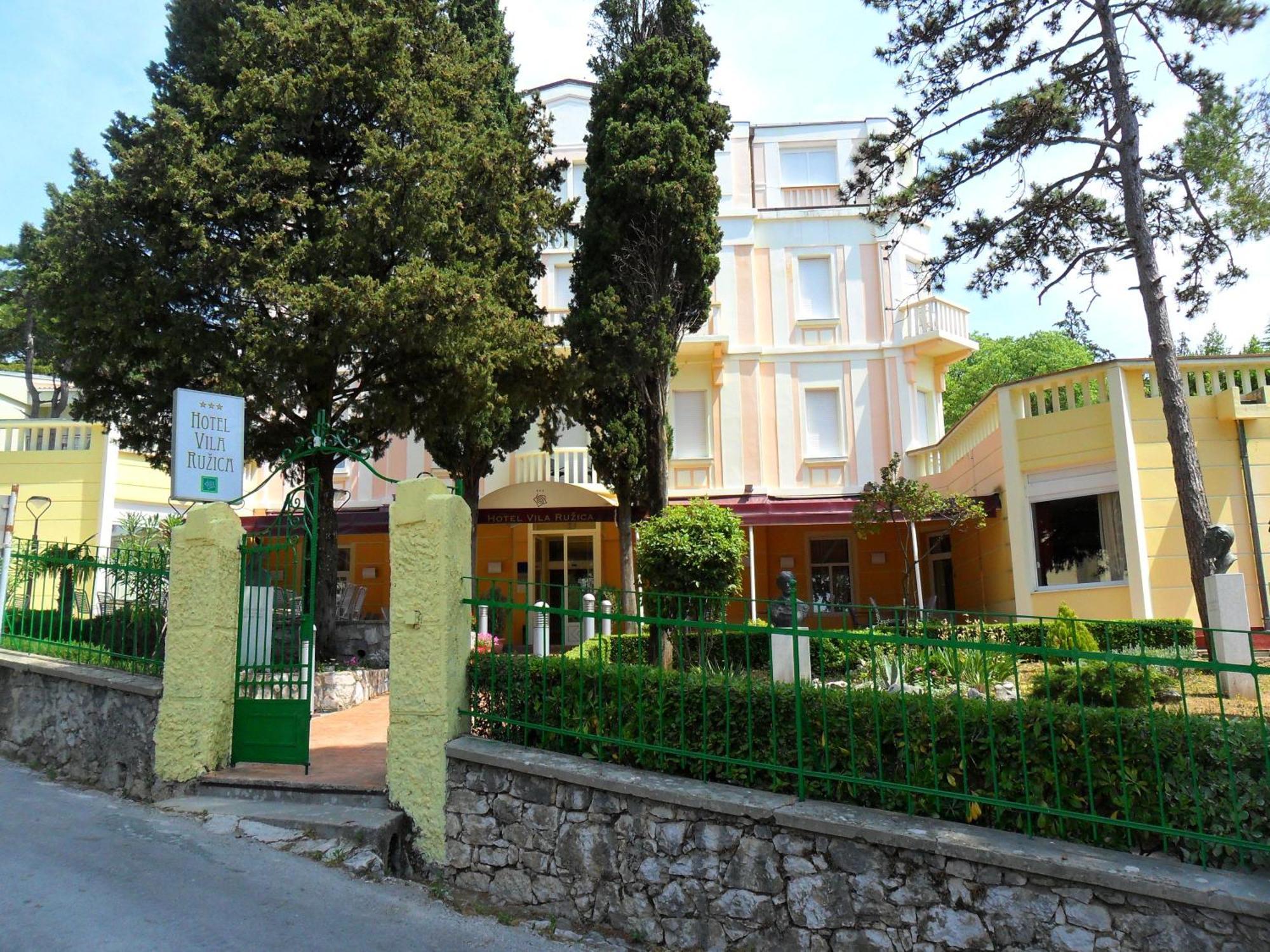 Hotel Vila Ružica - depandanse Crikvenica Exterior foto