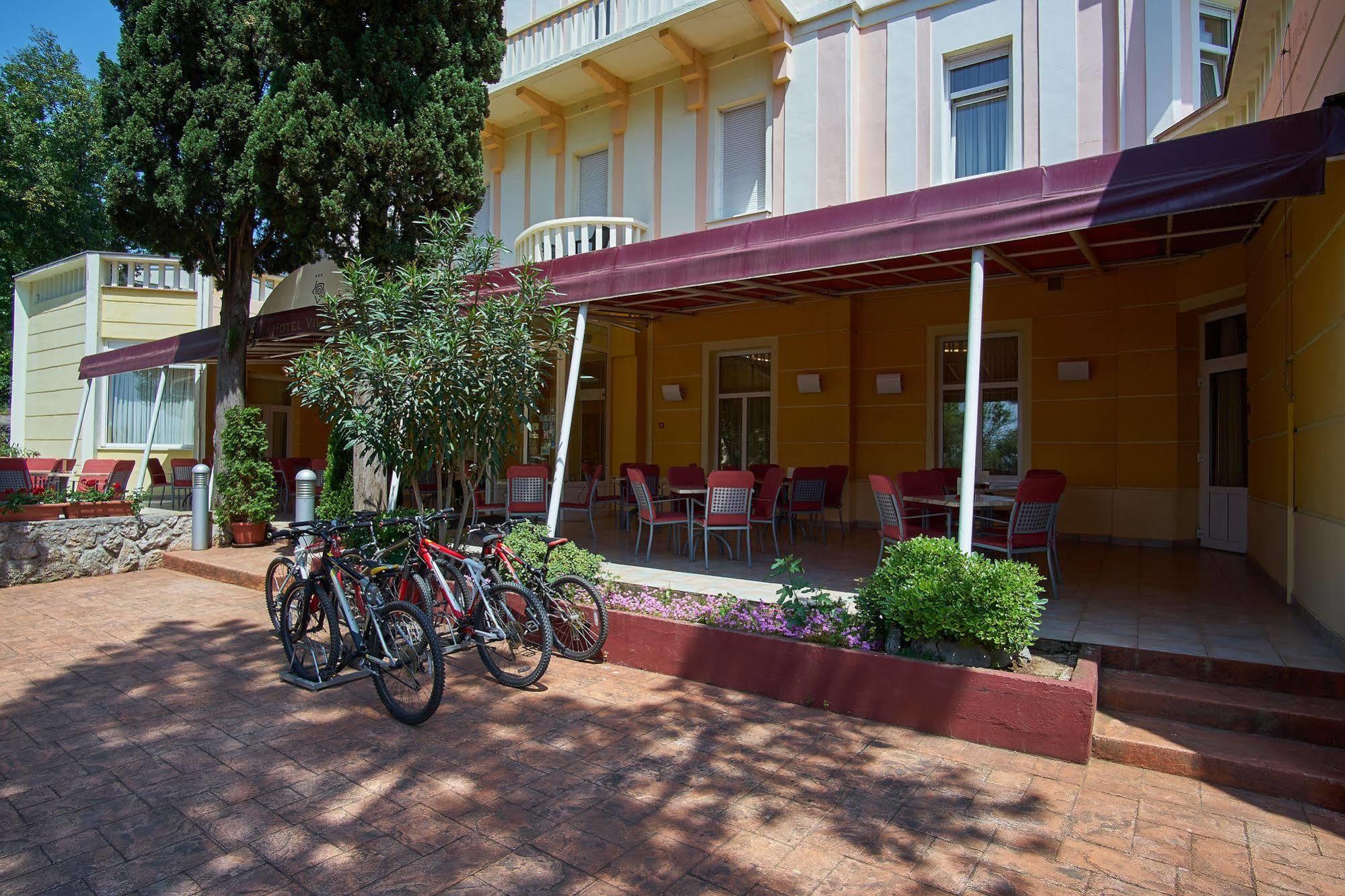Hotel Vila Ružica - depandanse Crikvenica Exterior foto
